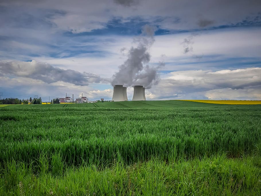 energy-cooling-towers-power-station-technology-chimney